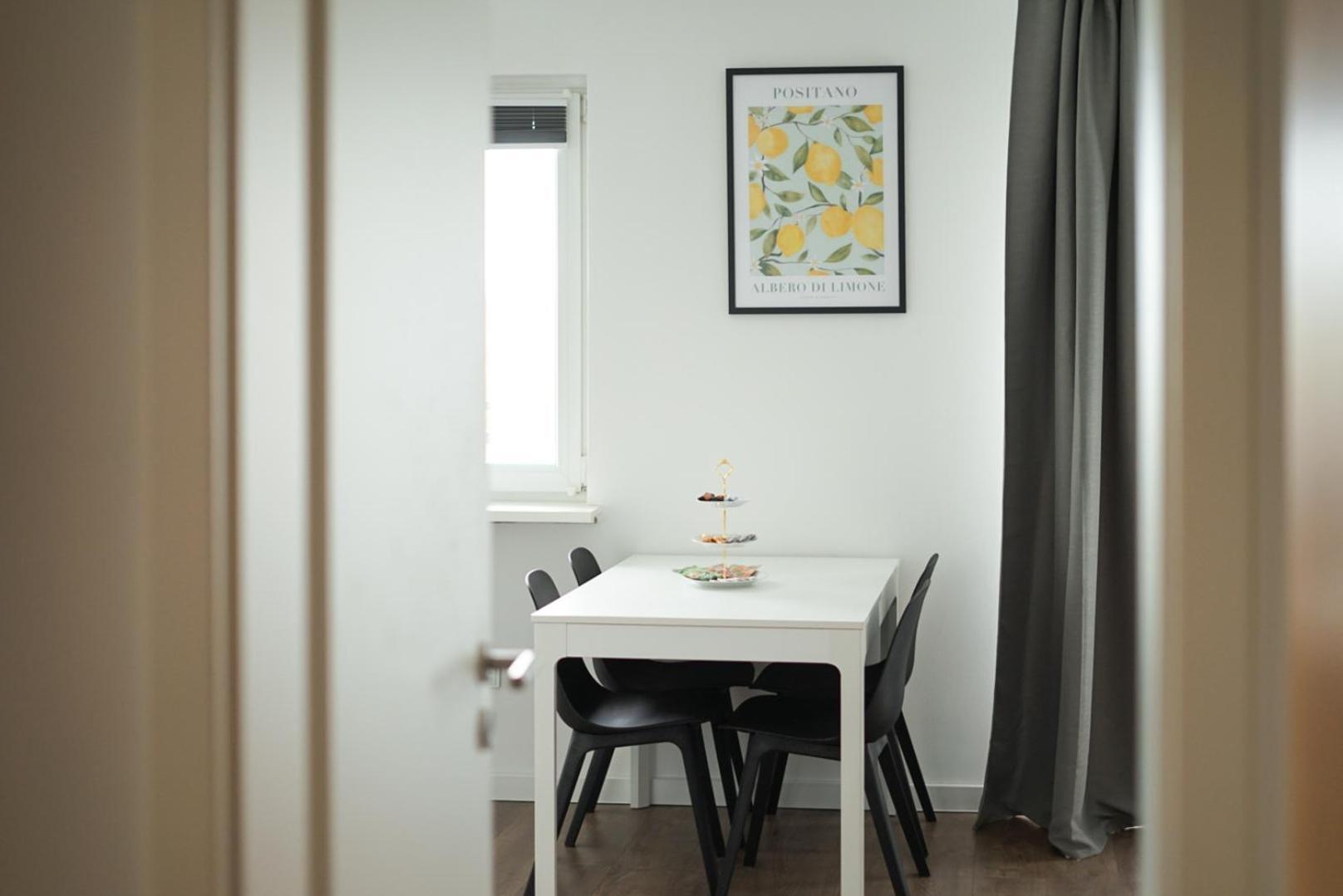 Moeblierte 3-Zimmer-Wohnung Nahe Duesseldorf In Duisburg-Sued Bagian luar foto