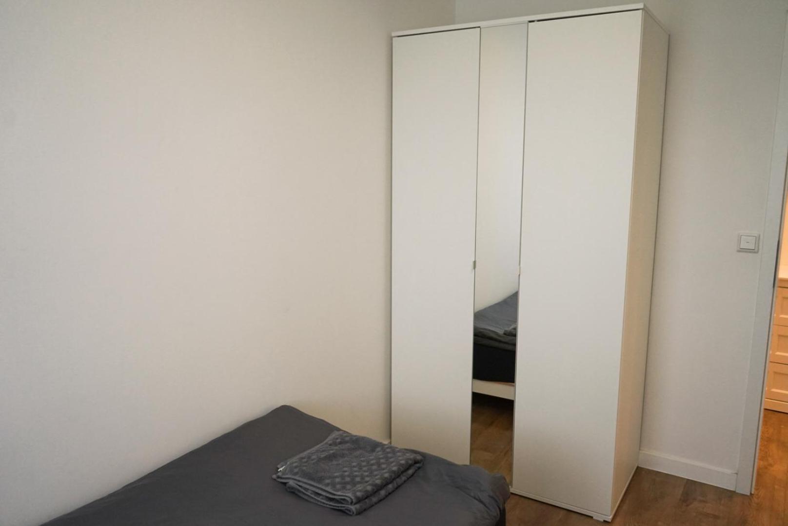Moeblierte 3-Zimmer-Wohnung Nahe Duesseldorf In Duisburg-Sued Bagian luar foto